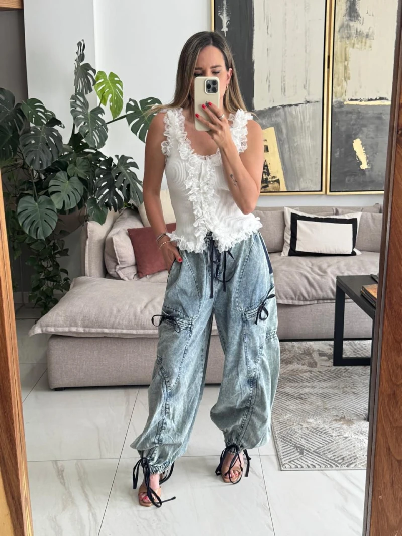 Blusa tirantes con encaje