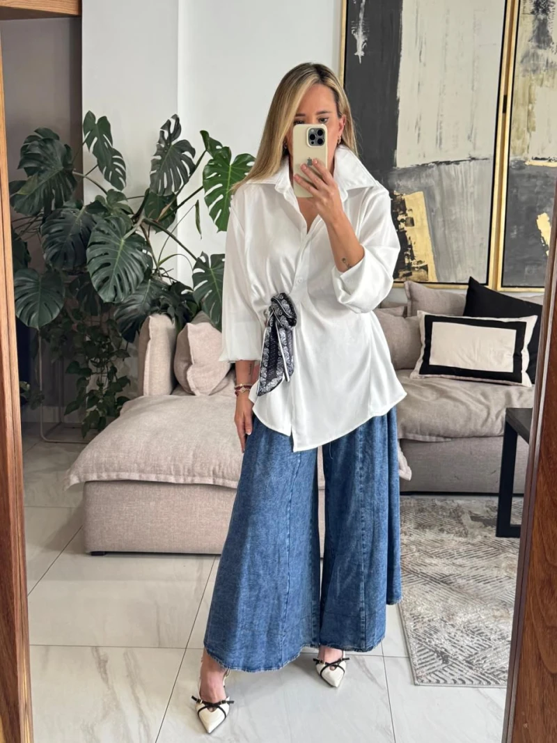 Jeans de mezclilla fluidos