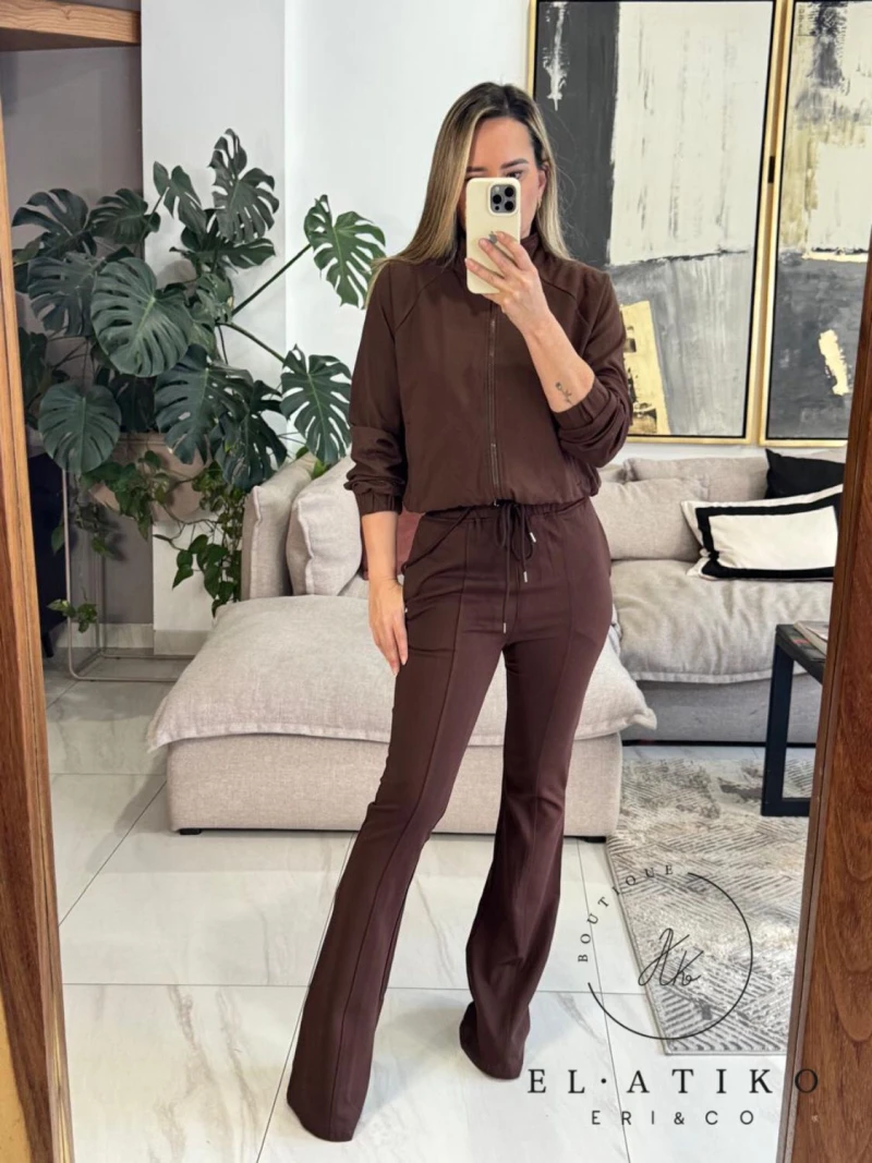 Set cafe chamarra y pantalon