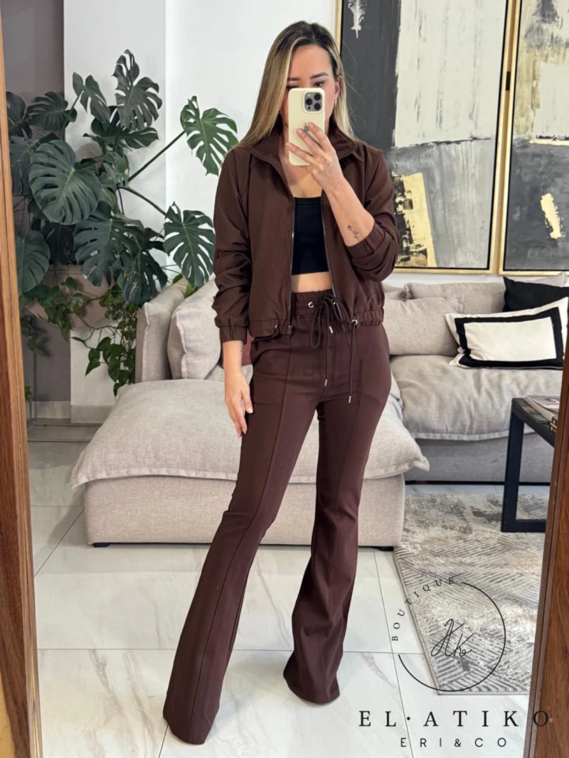 Set cafe chamarra y pantalon