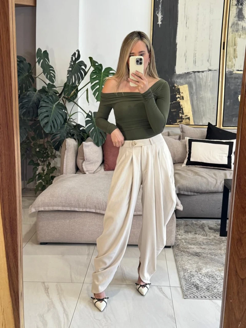 Blusa un hombro manga larga