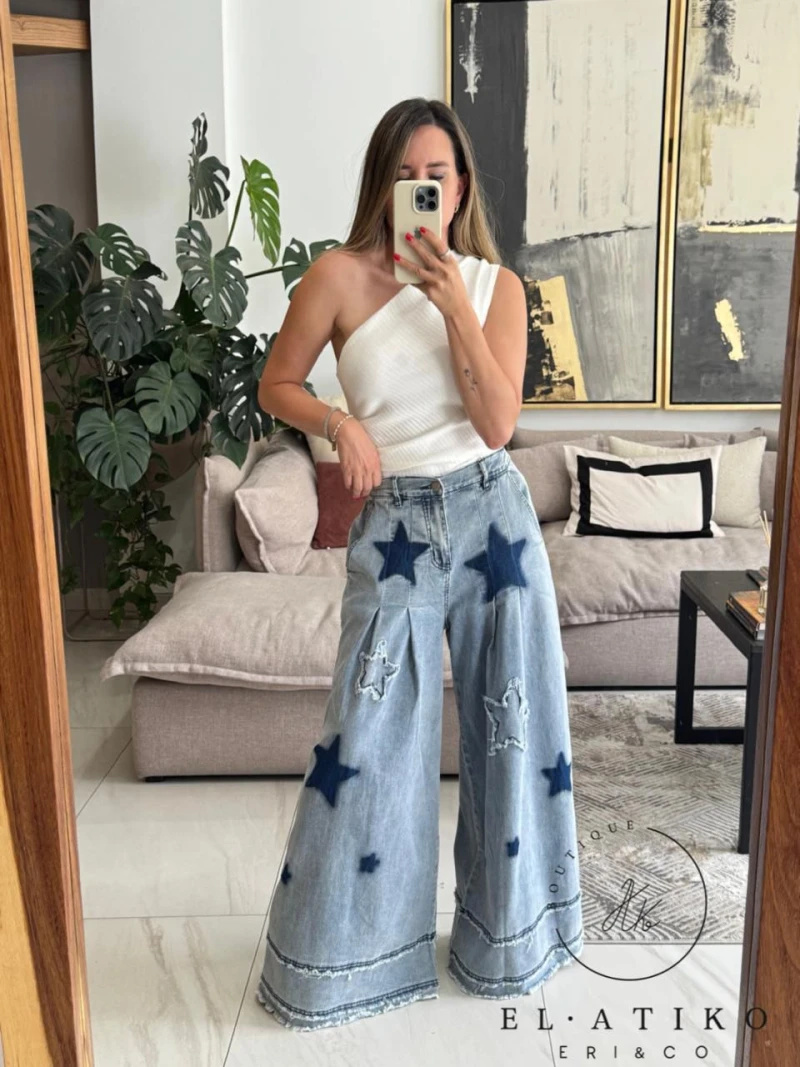 Jeans acampanados de estrellas