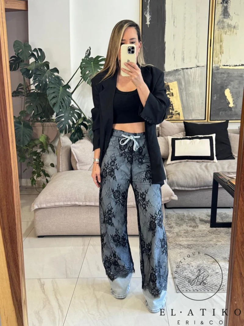 Jeans con encaje 